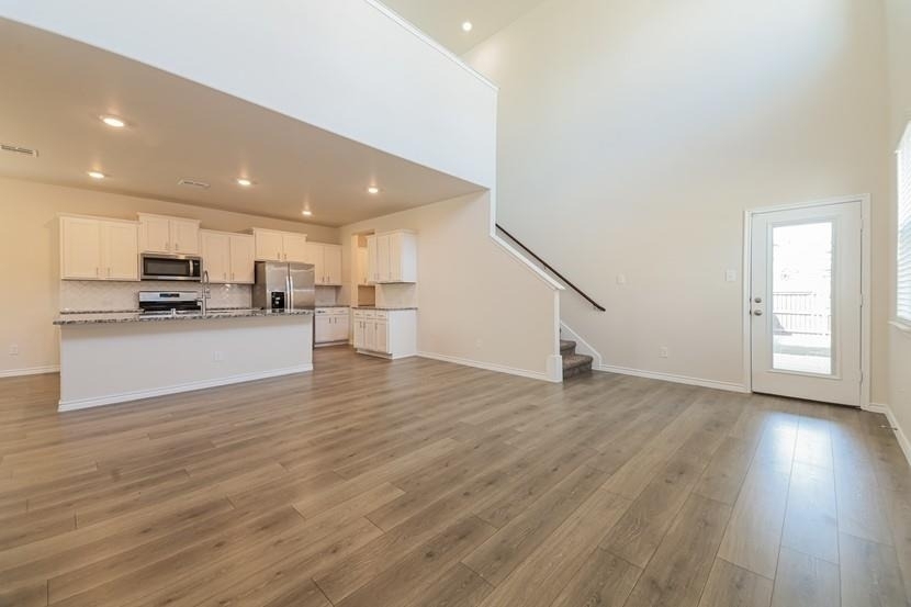 2292 Jasper Drive - Photo 3