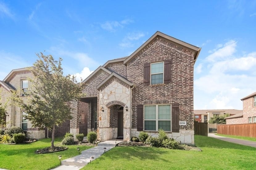 2292 Jasper Drive - Photo 1