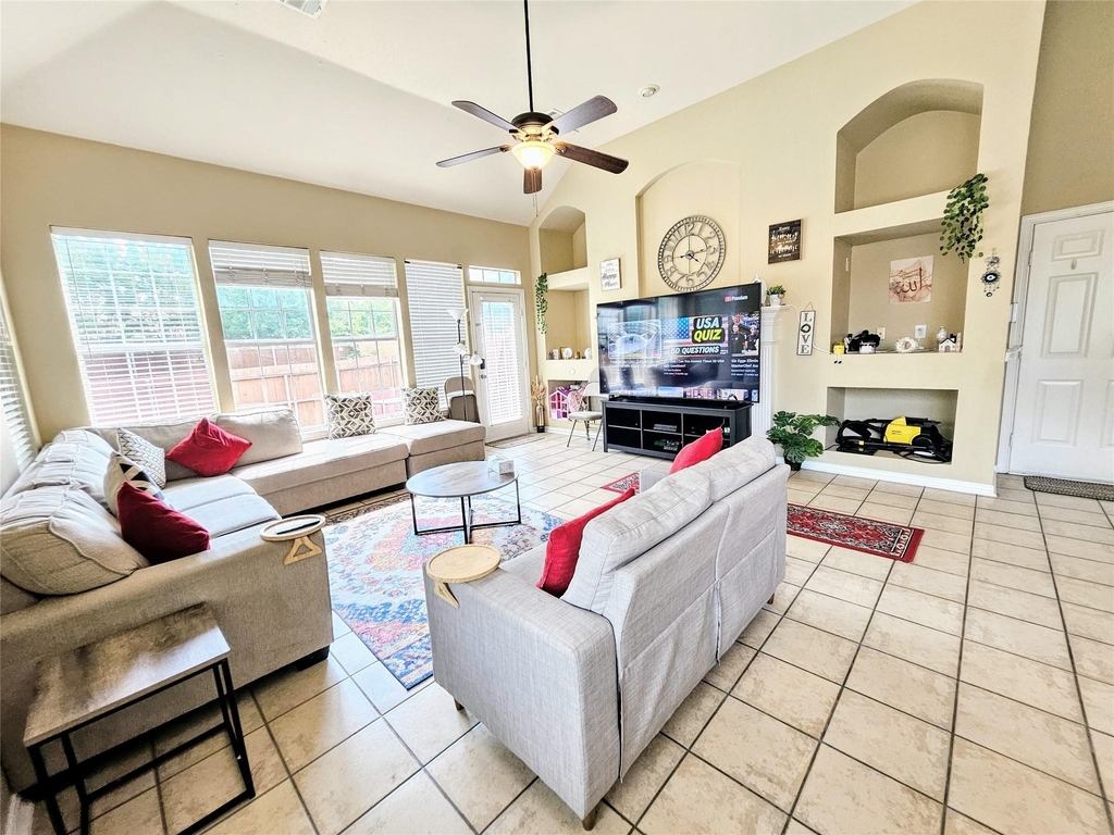 4412 Laney Court - Photo 3