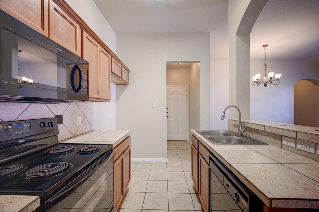 1314 Piedmont Drive - Photo 8