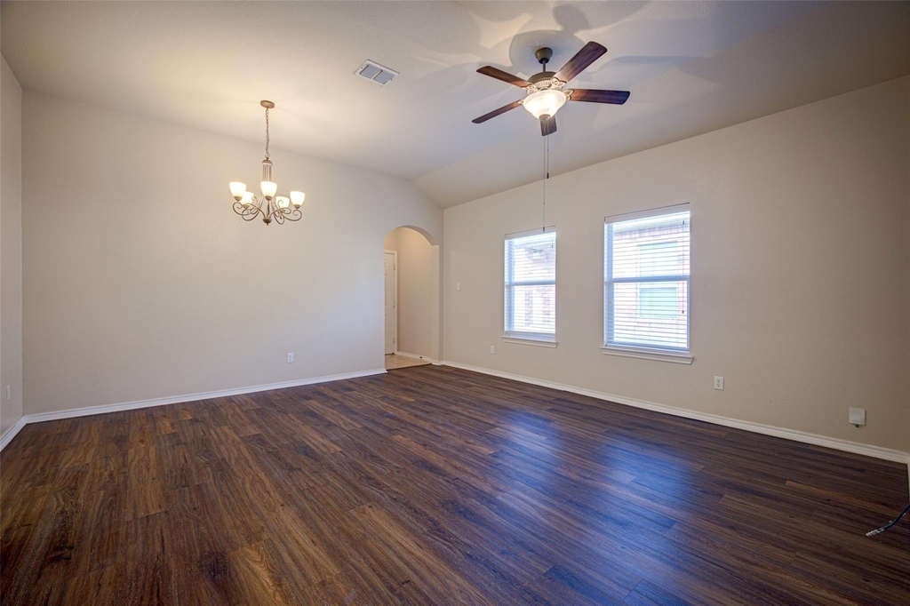 1314 Piedmont Drive - Photo 3
