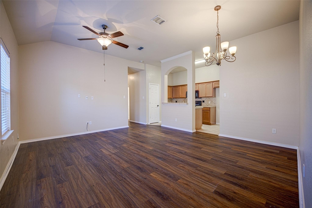 1314 Piedmont Drive - Photo 4