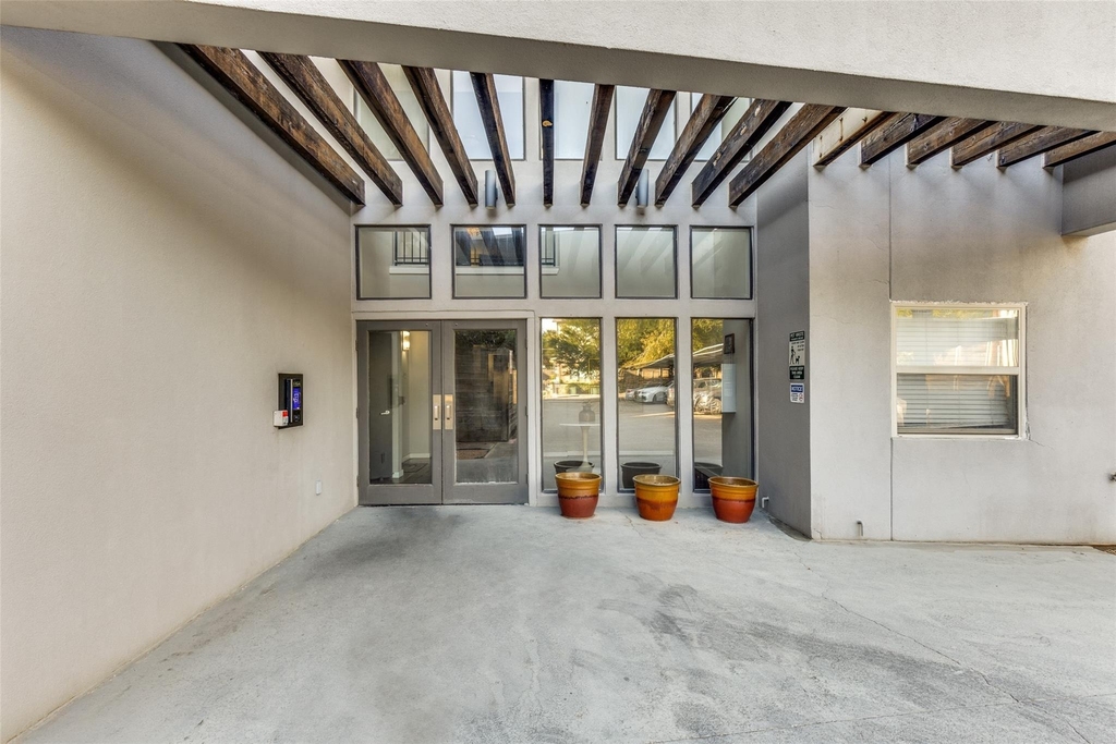 5111 Manett Street - Photo 0