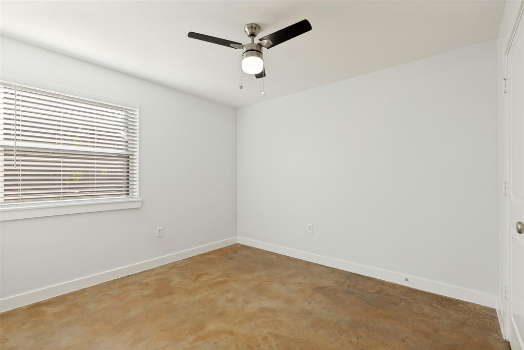 5111 Manett Street - Photo 6