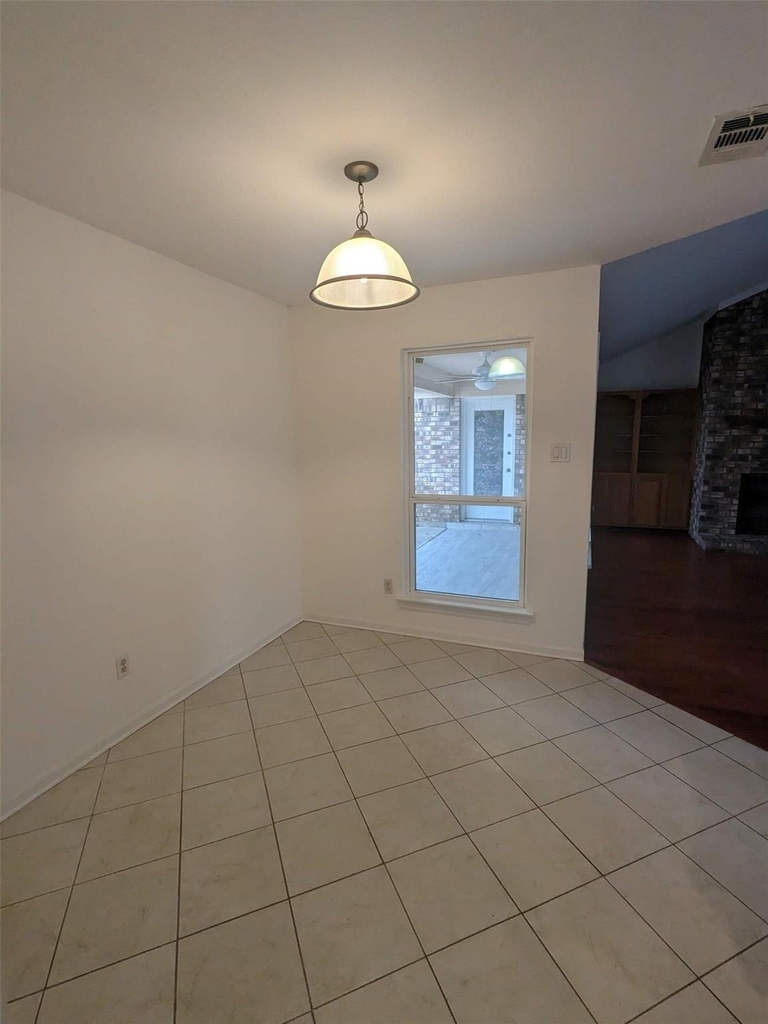 266 Barclay Avenue - Photo 14