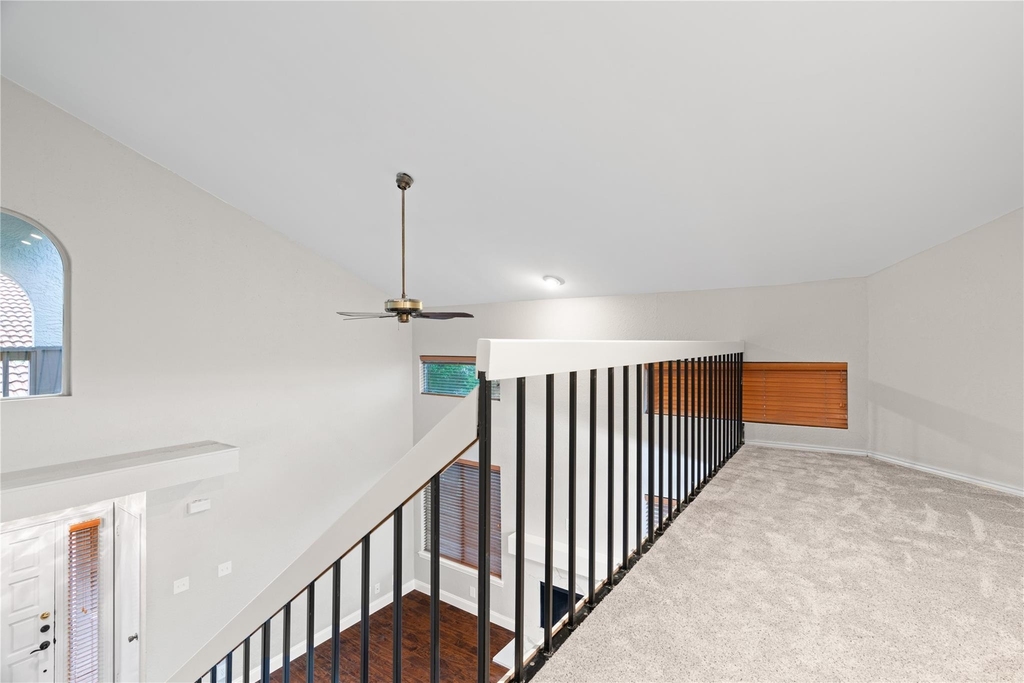 18040 Midway Road - Photo 27