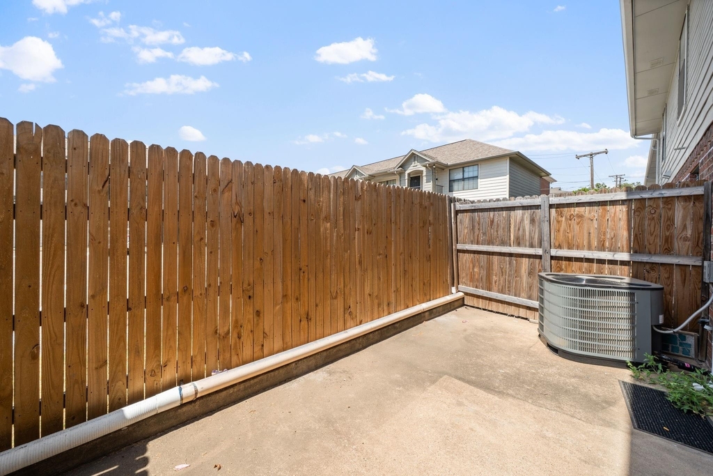 929 W Hickory Street - Photo 23