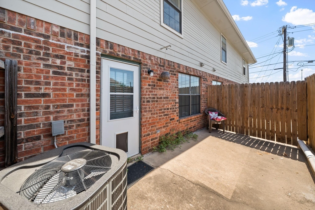 929 W Hickory Street - Photo 24