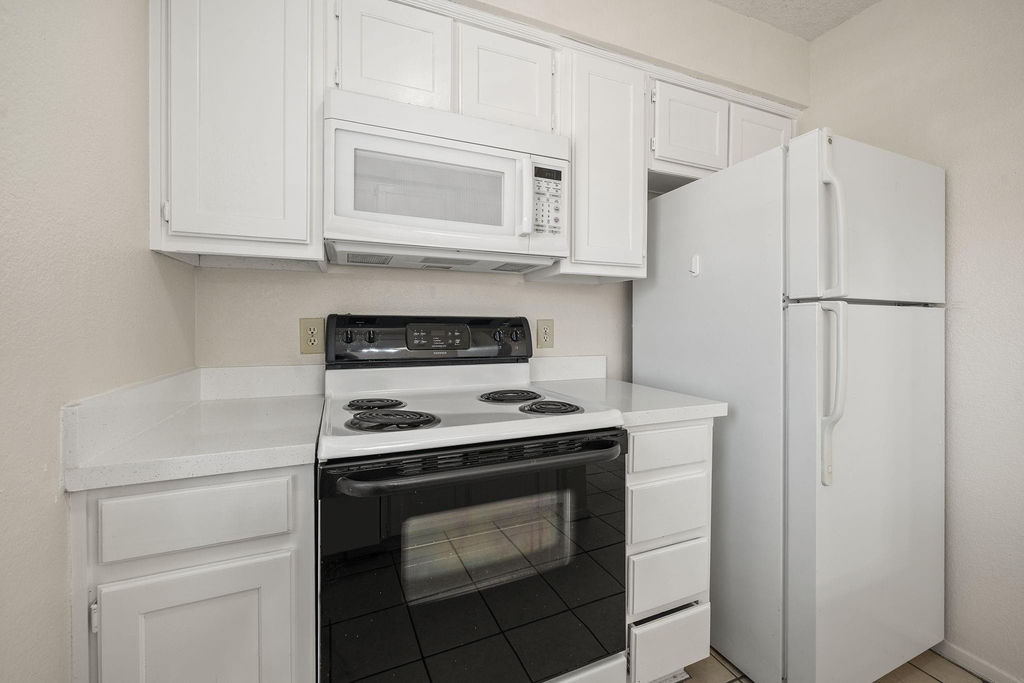 929 W Hickory Street - Photo 11