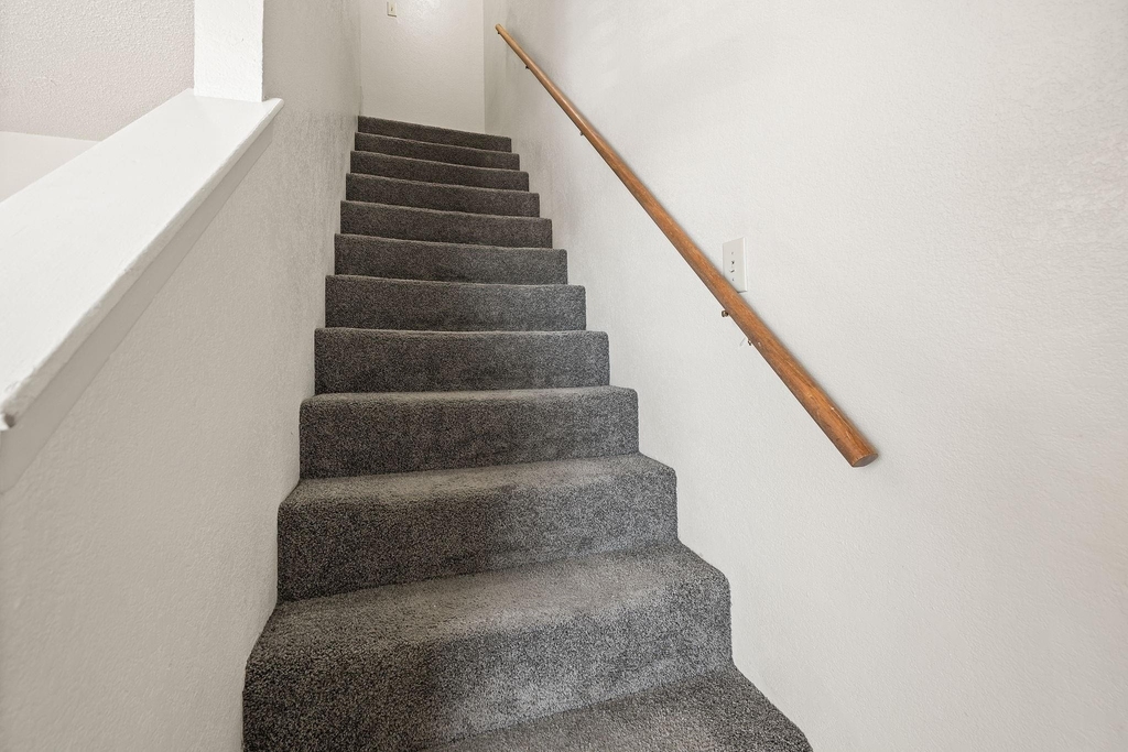 929 W Hickory Street - Photo 13