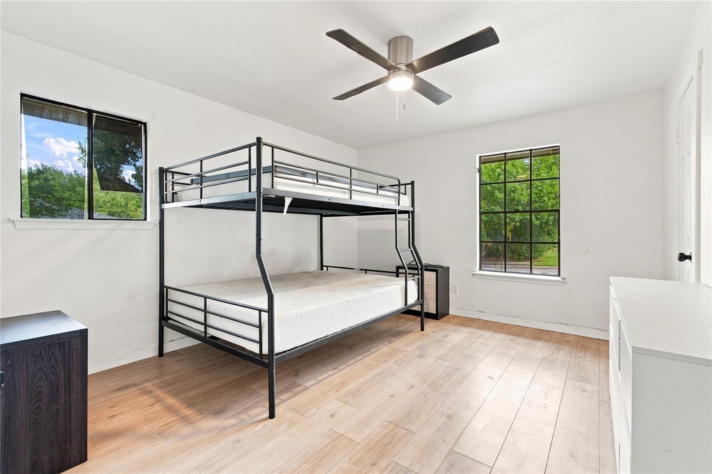 1505 Westridge Drive - Photo 5