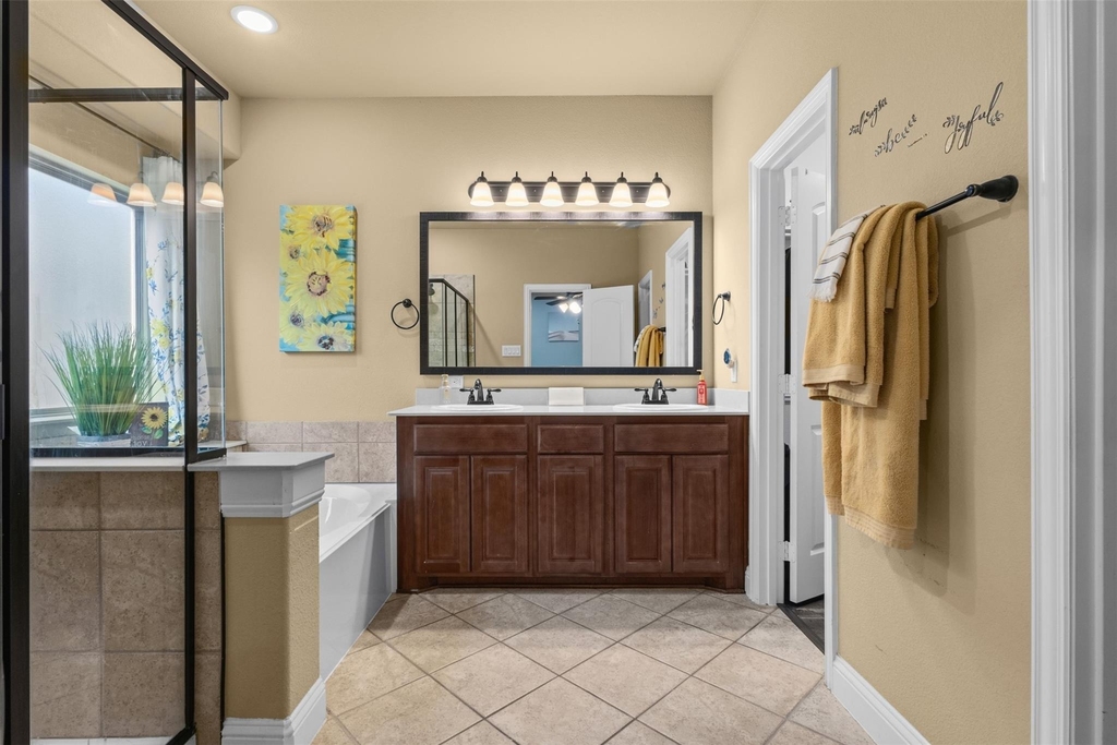 205 Melody Way - Photo 14