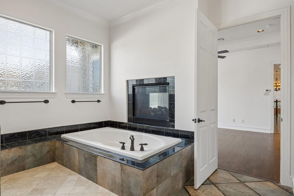 5609 La Foy Boulevard - Photo 9