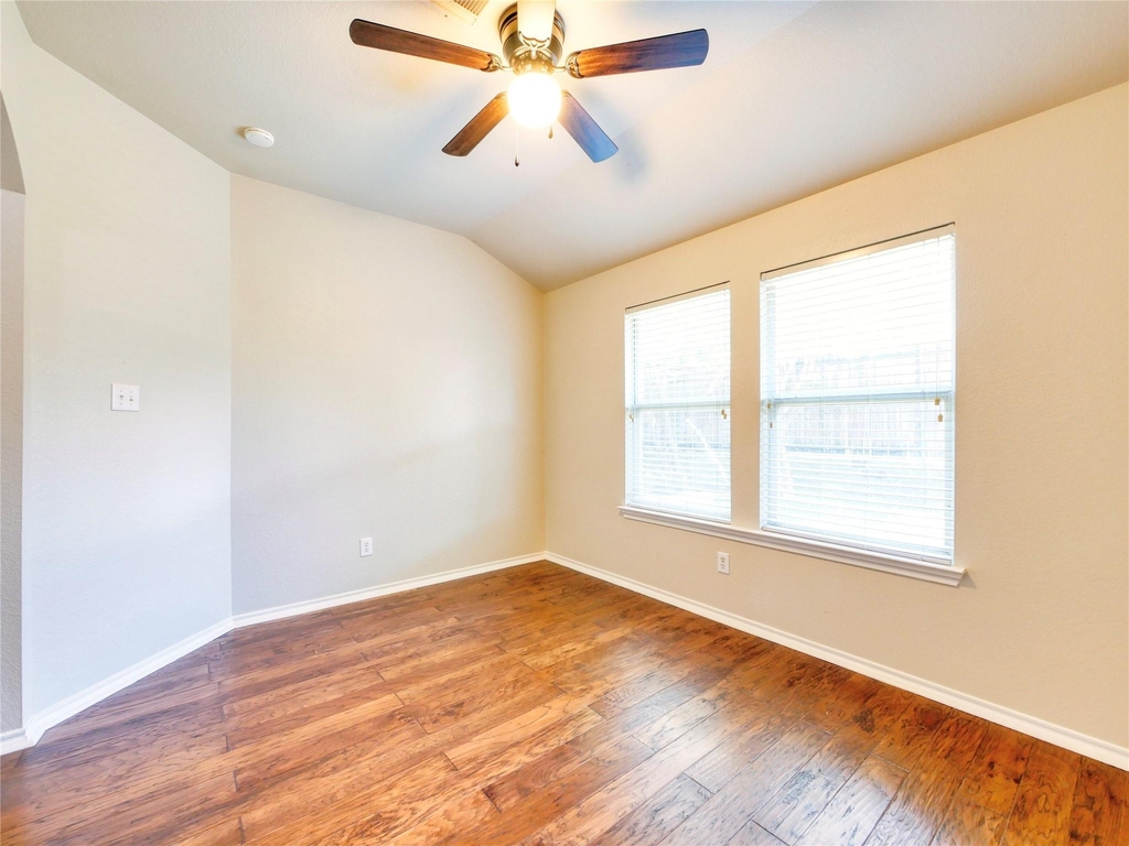 6925 Red Bluff Drive - Photo 13