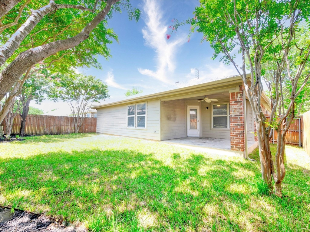 6925 Red Bluff Drive - Photo 26