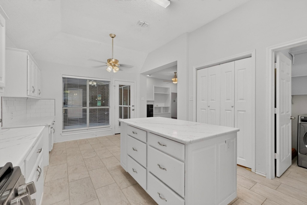 304 Belvedere Drive - Photo 12