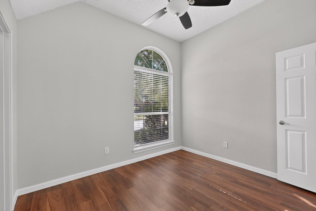 304 Belvedere Drive - Photo 24