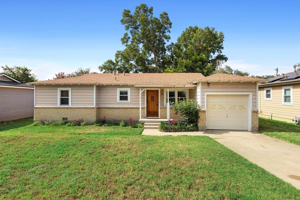 777 Cullum Avenue - Photo 0