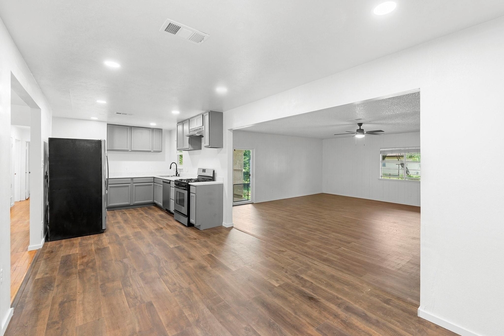 777 Cullum Avenue - Photo 9