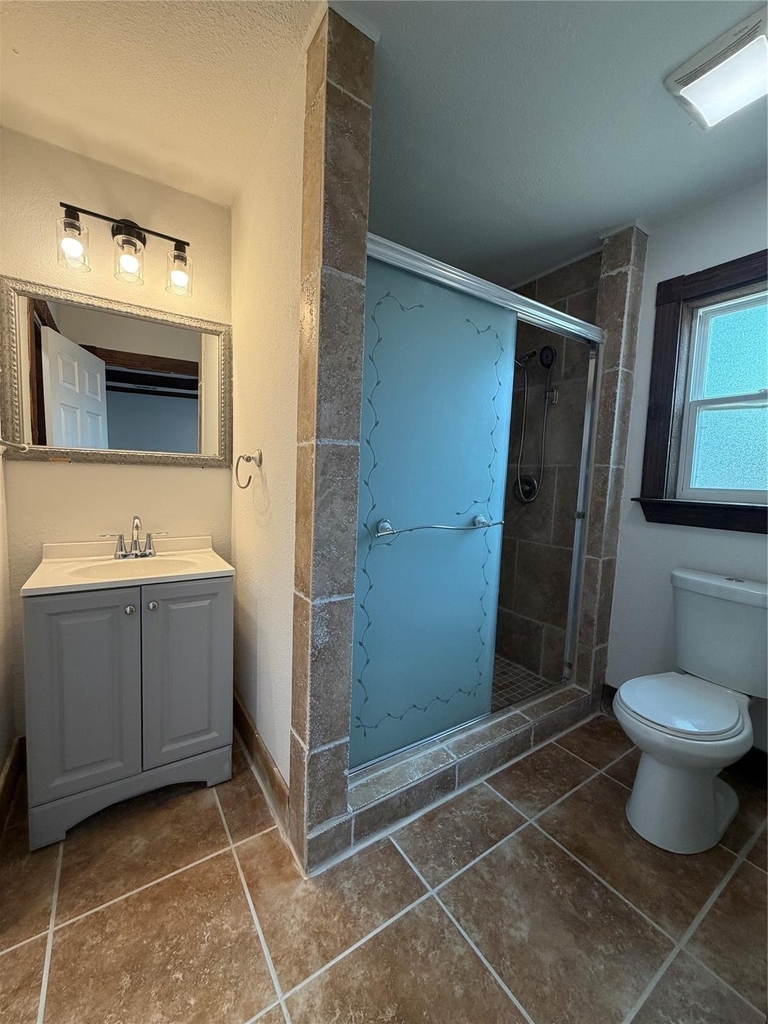 401 E Miller Road - Photo 4