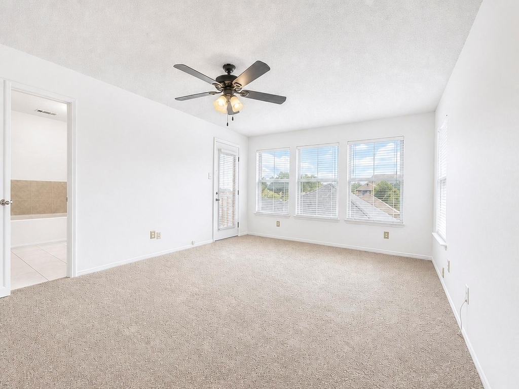 6024 Longley Court - Photo 6
