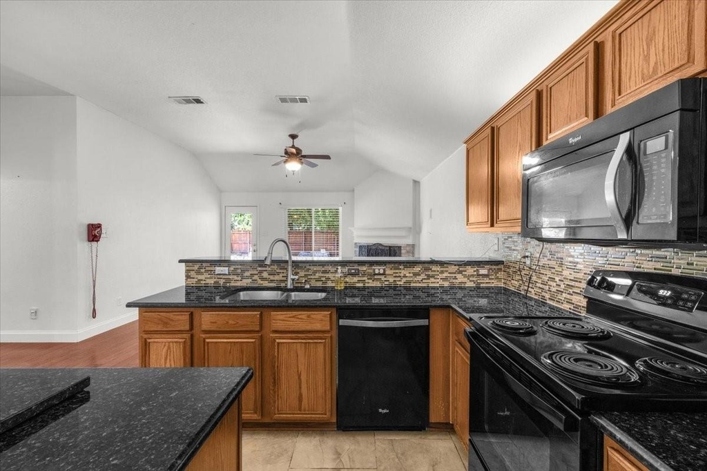 1139 Baja Drive - Photo 11