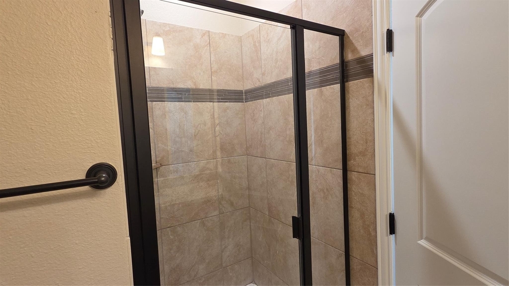4007 Wellington Street - Photo 8