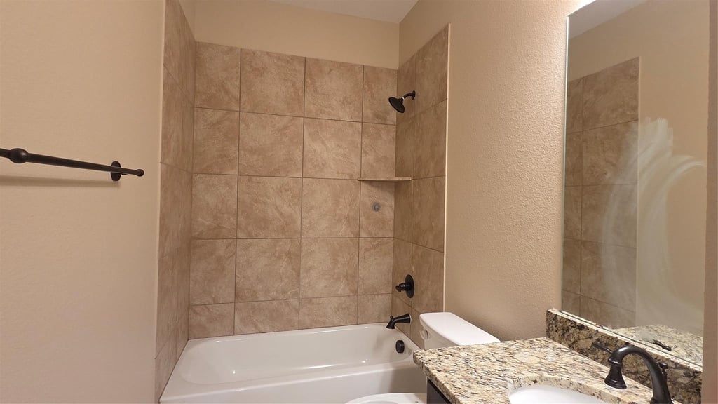 4007 Wellington Street - Photo 13