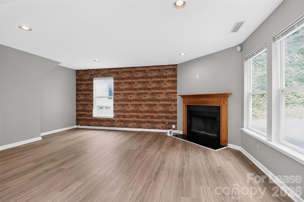 7348 Mitzi Deborah Lane - Photo 19