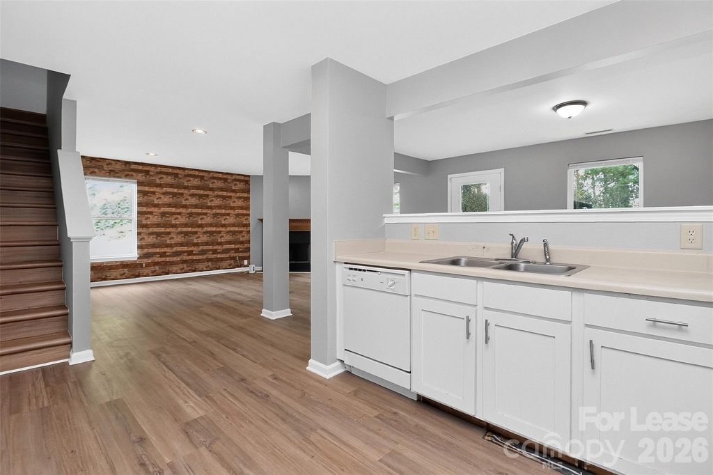 7348 Mitzi Deborah Lane - Photo 13