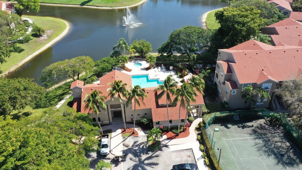 1740 Palm Cove Boulevard - Photo 8