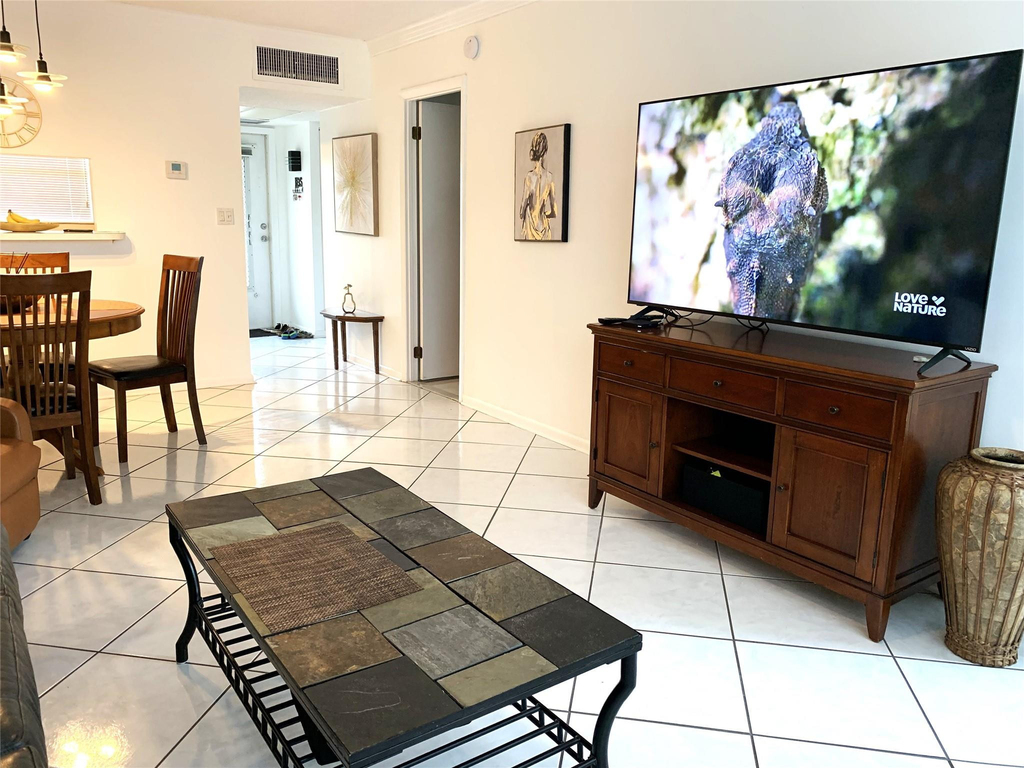 5003 Nw 35th Street - Photo 1