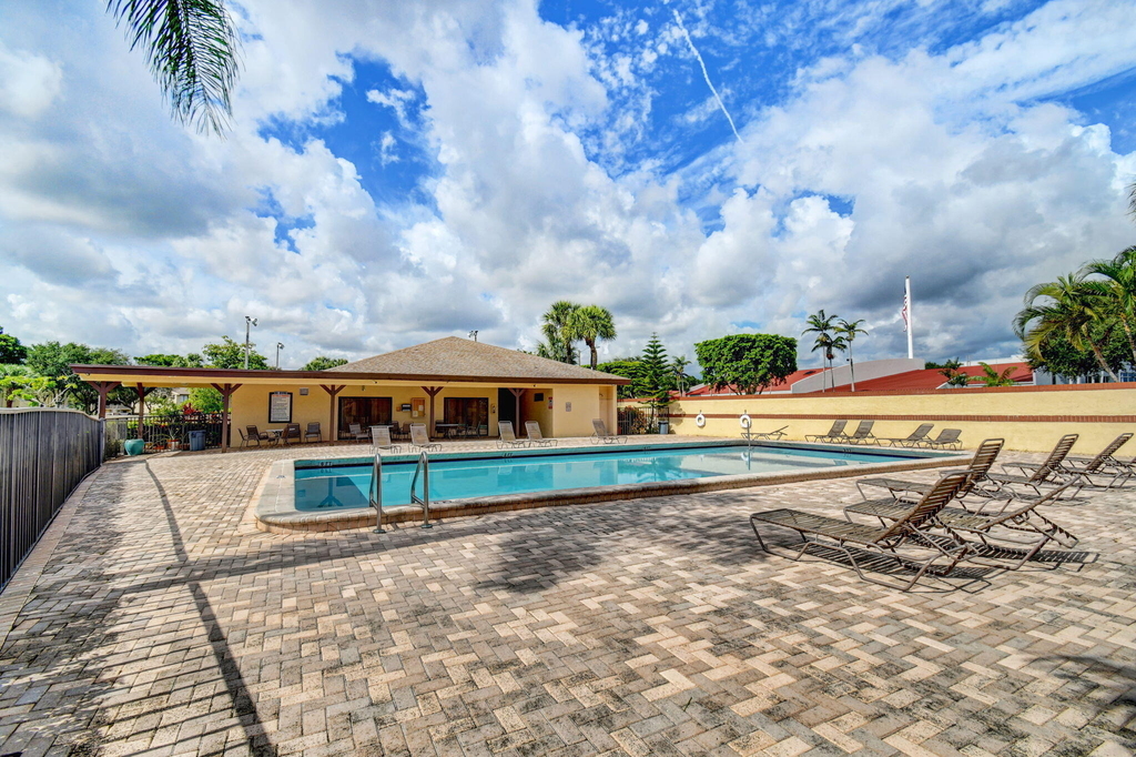 6550 Somerset Drive - Photo 34