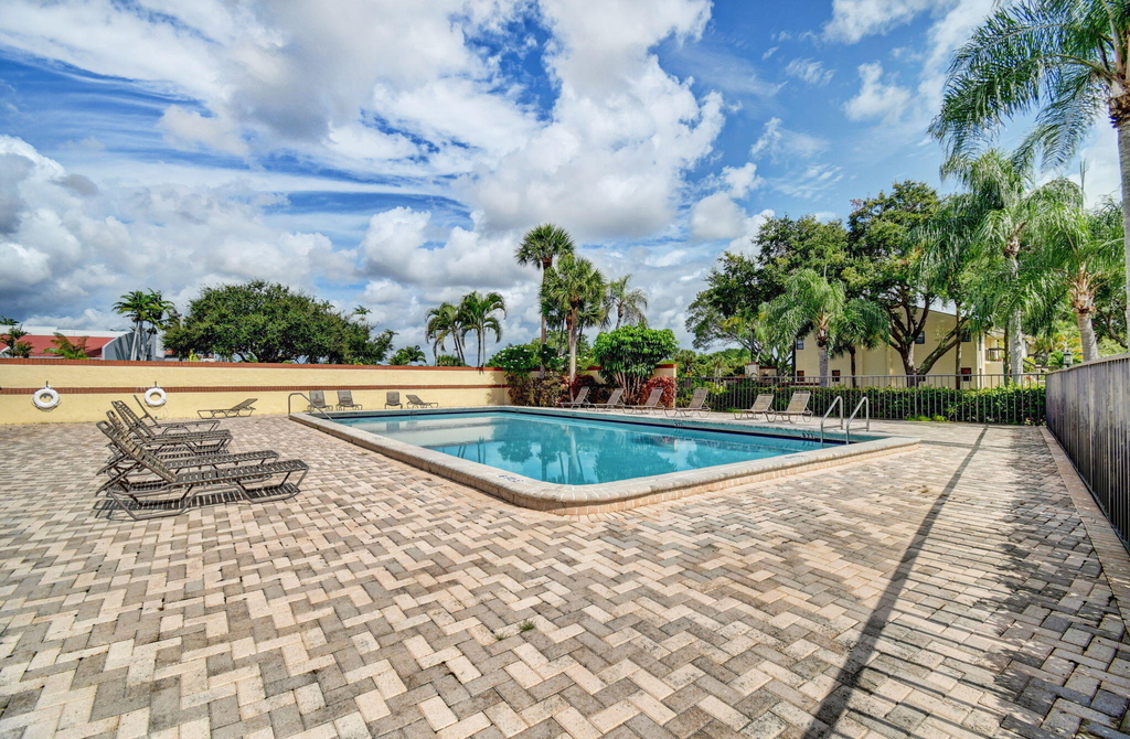 6550 Somerset Drive - Photo 33