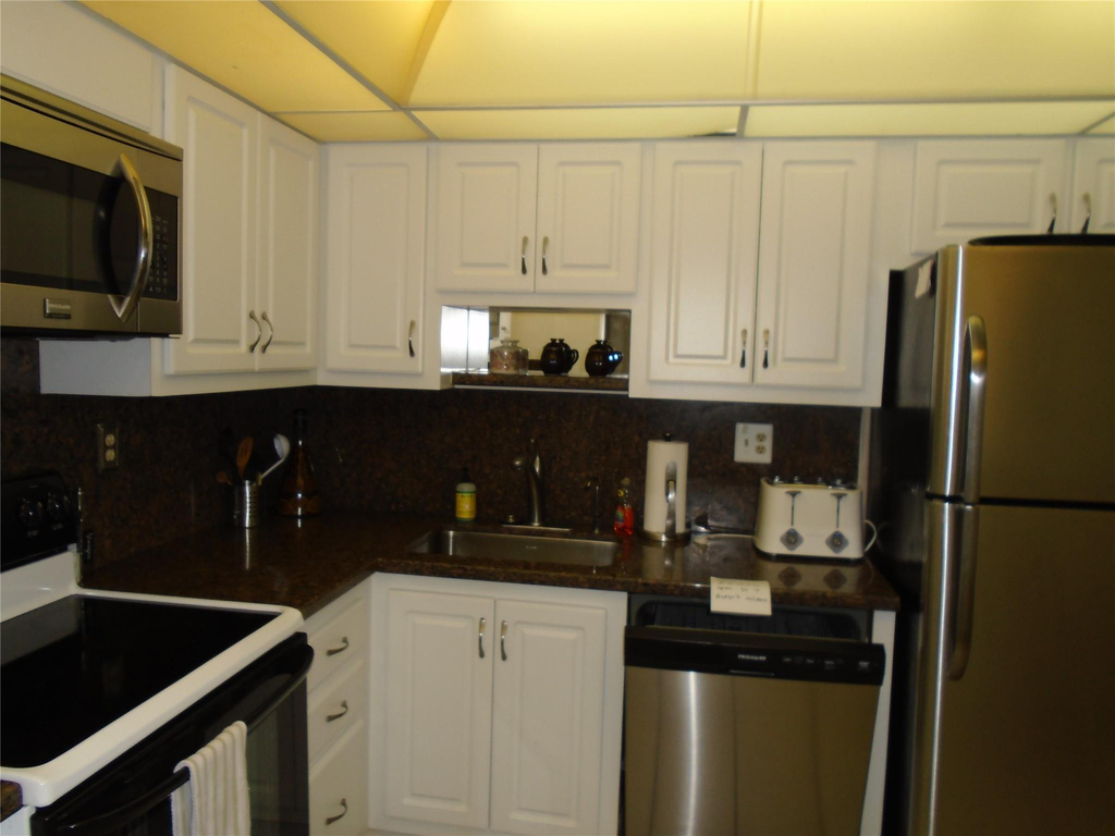 3165 Ne 48th Court - Photo 52