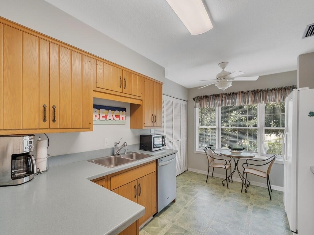 101 E Park Shores Circle - Photo 23