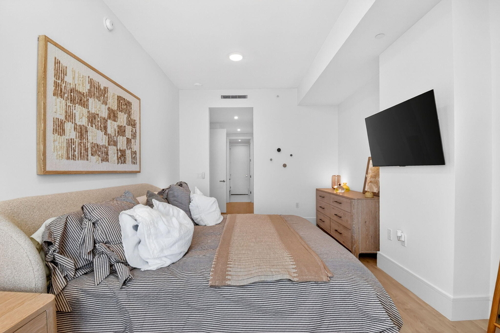 220 Lake Shore Drive - Photo 22