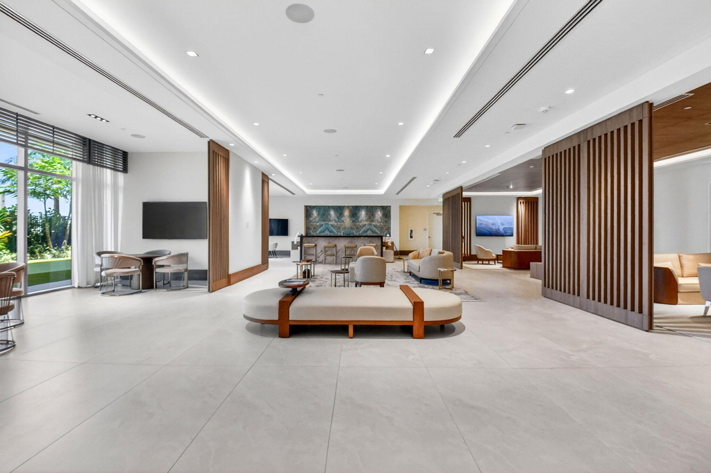 220 Lake Shore Drive - Photo 45