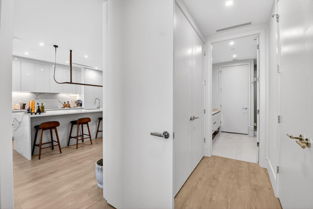 220 Lake Shore Drive - Photo 23