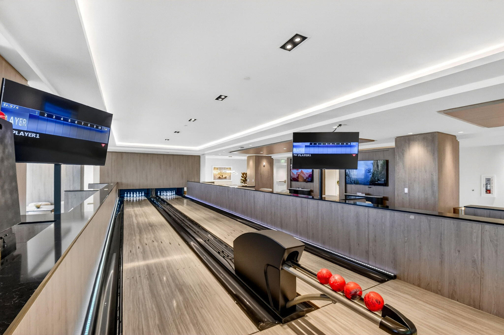 220 Lake Shore Drive - Photo 65