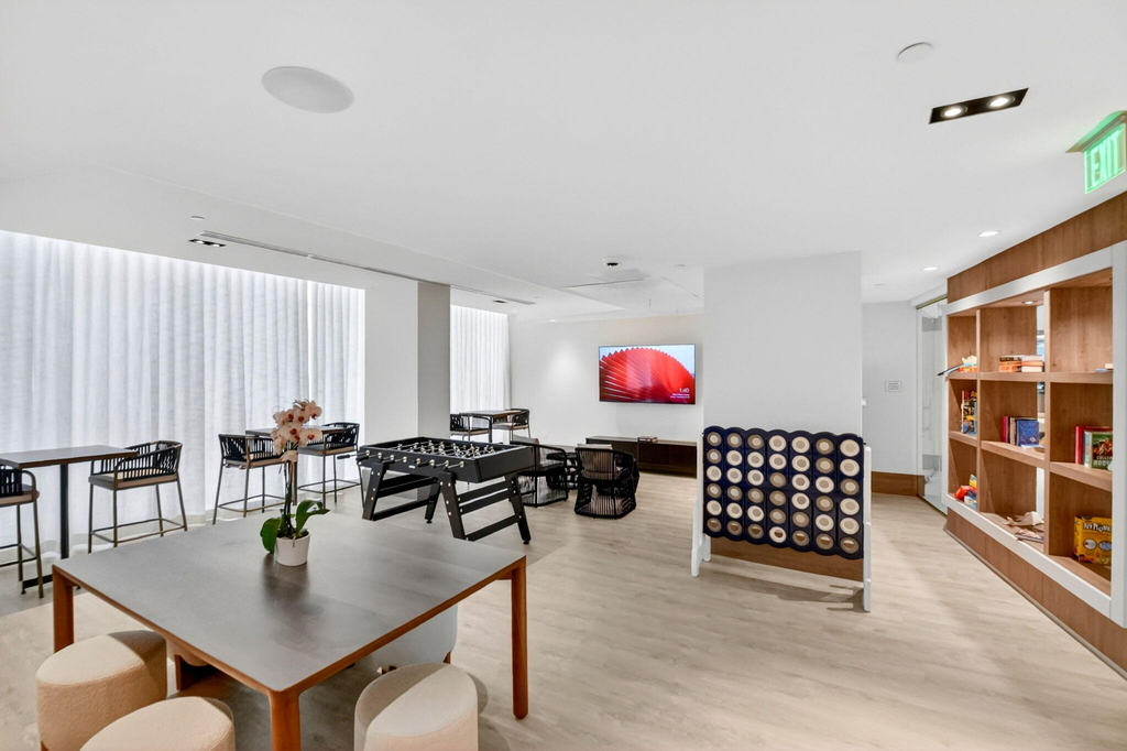 220 Lake Shore Drive - Photo 69