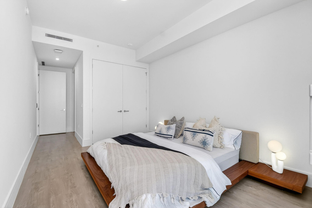 220 Lake Shore Drive - Photo 41