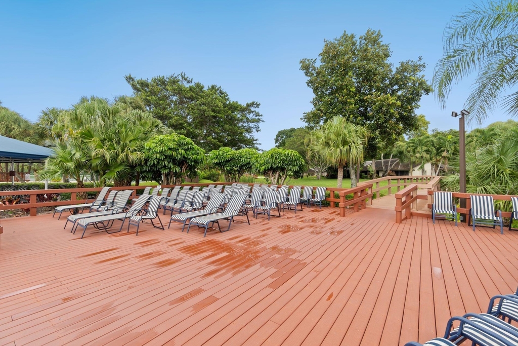 10110 Cedar Point Boulevard - Photo 27
