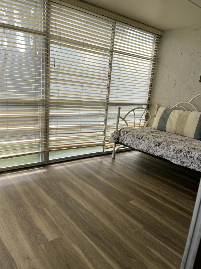 12002 Poinciana Boulevard - Photo 4