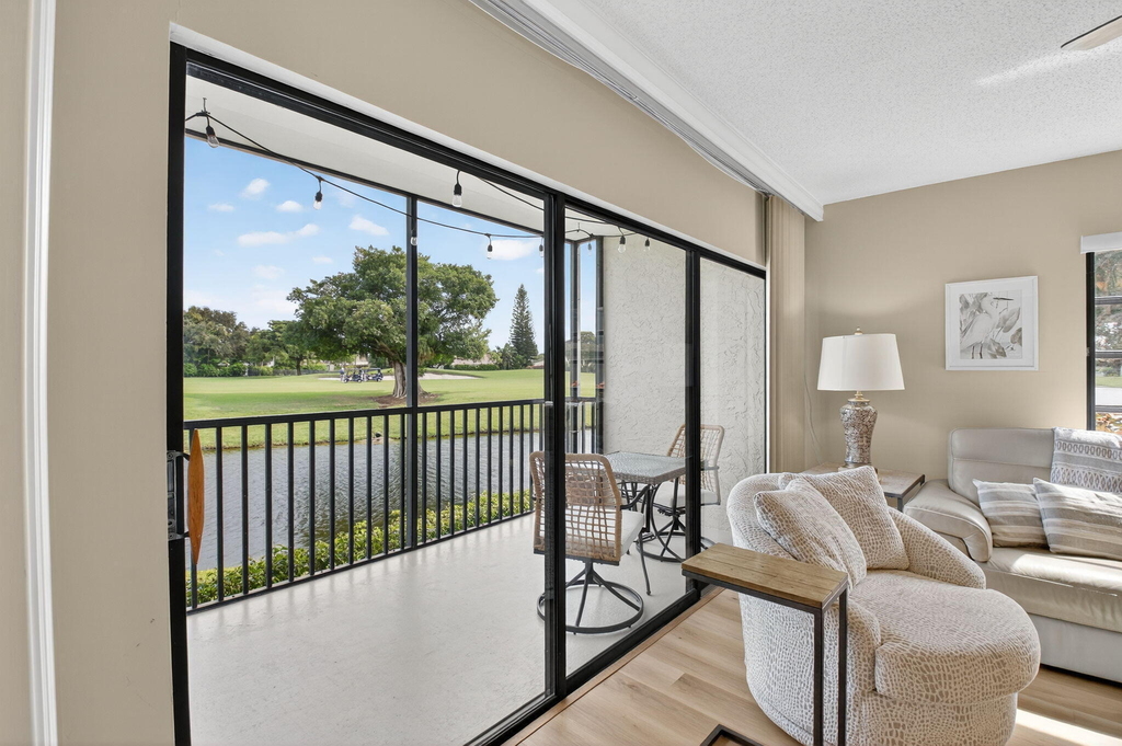 451 Greensward Lane - Photo 8