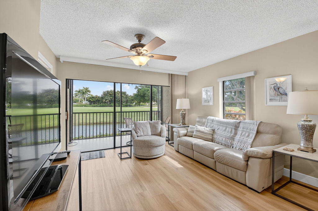 451 Greensward Lane - Photo 5
