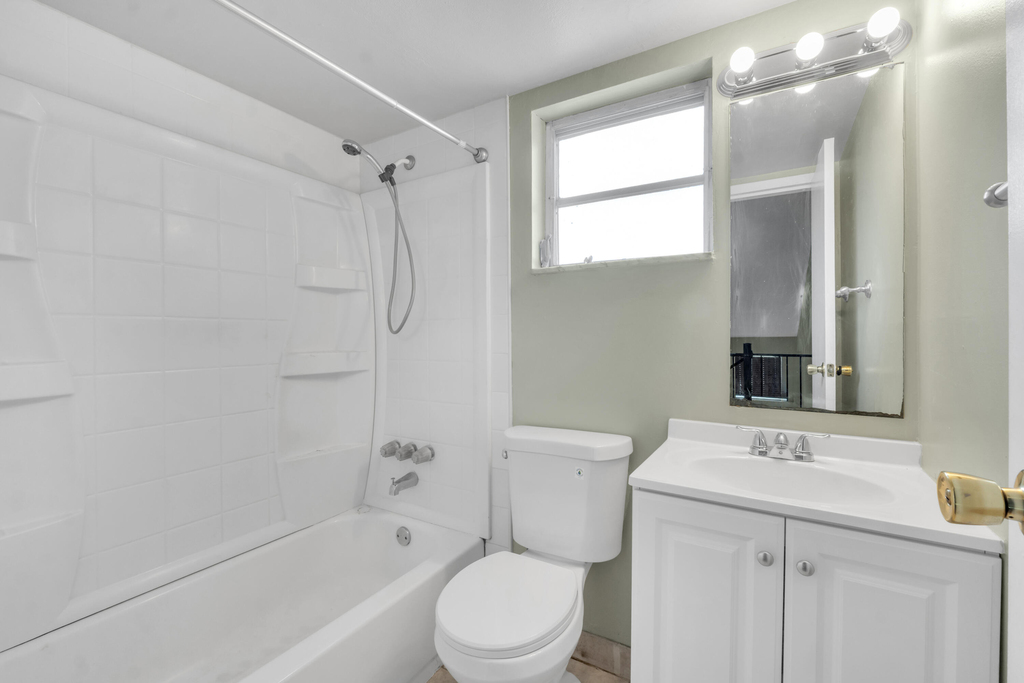 4171 Nw 26th Street - Photo 7