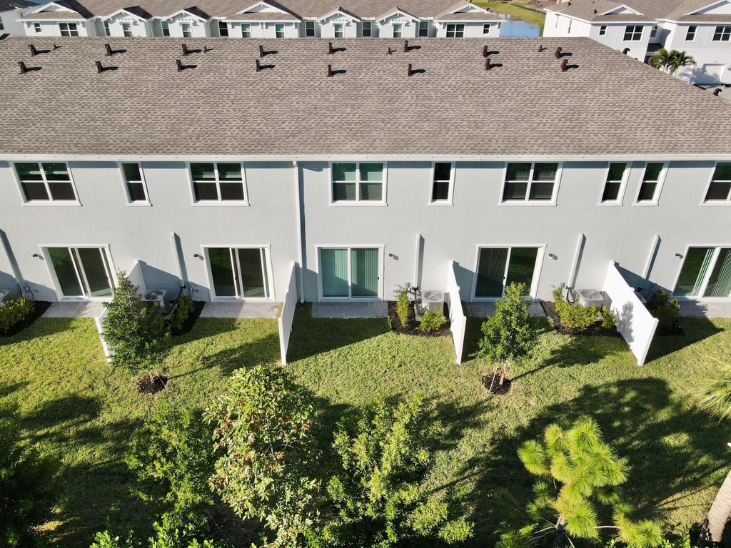 381 Se Crossoak Lane - Photo 23