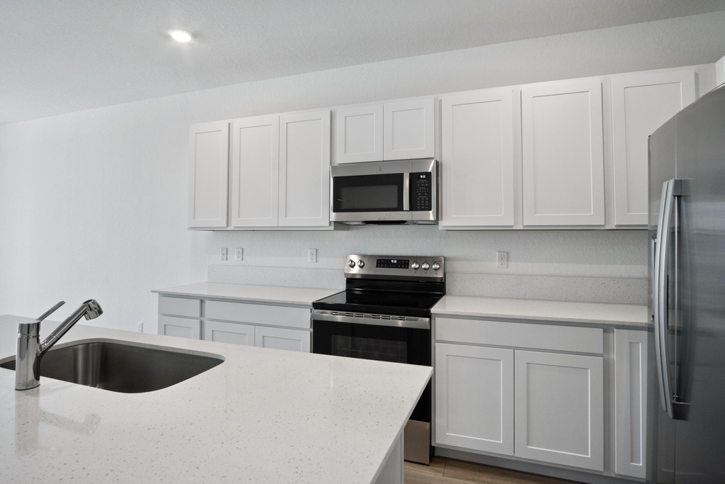 381 Se Crossoak Lane - Photo 12