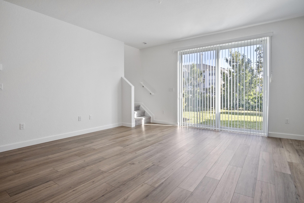 381 Se Crossoak Lane - Photo 14